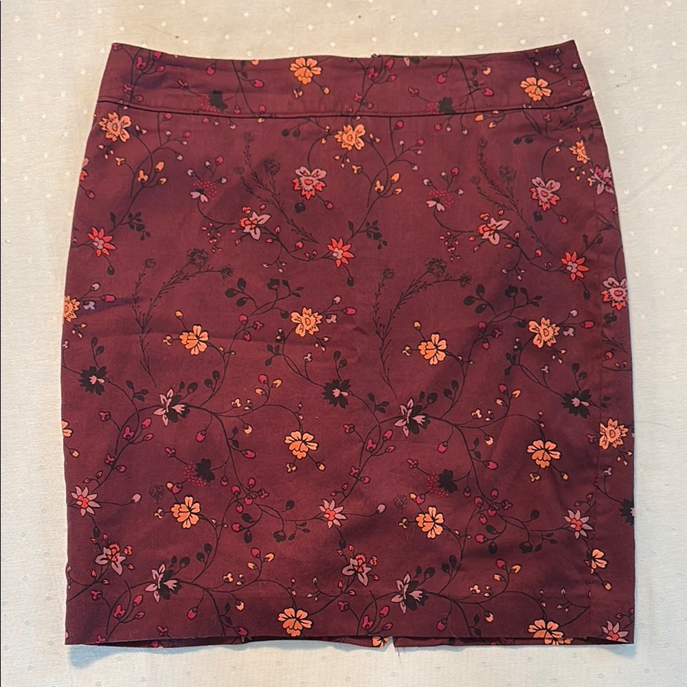 LOFT Mini Pencil Skirt